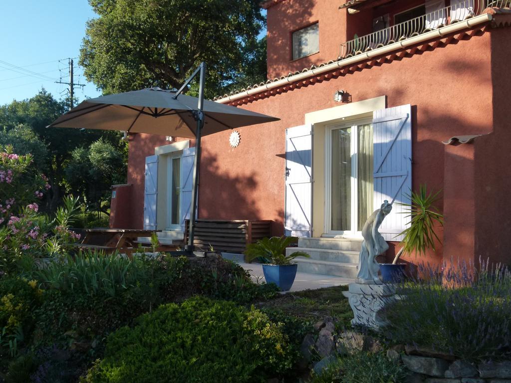 Apartamento Soleil Rouge Les Adrets-de-l'Estérel Exterior foto