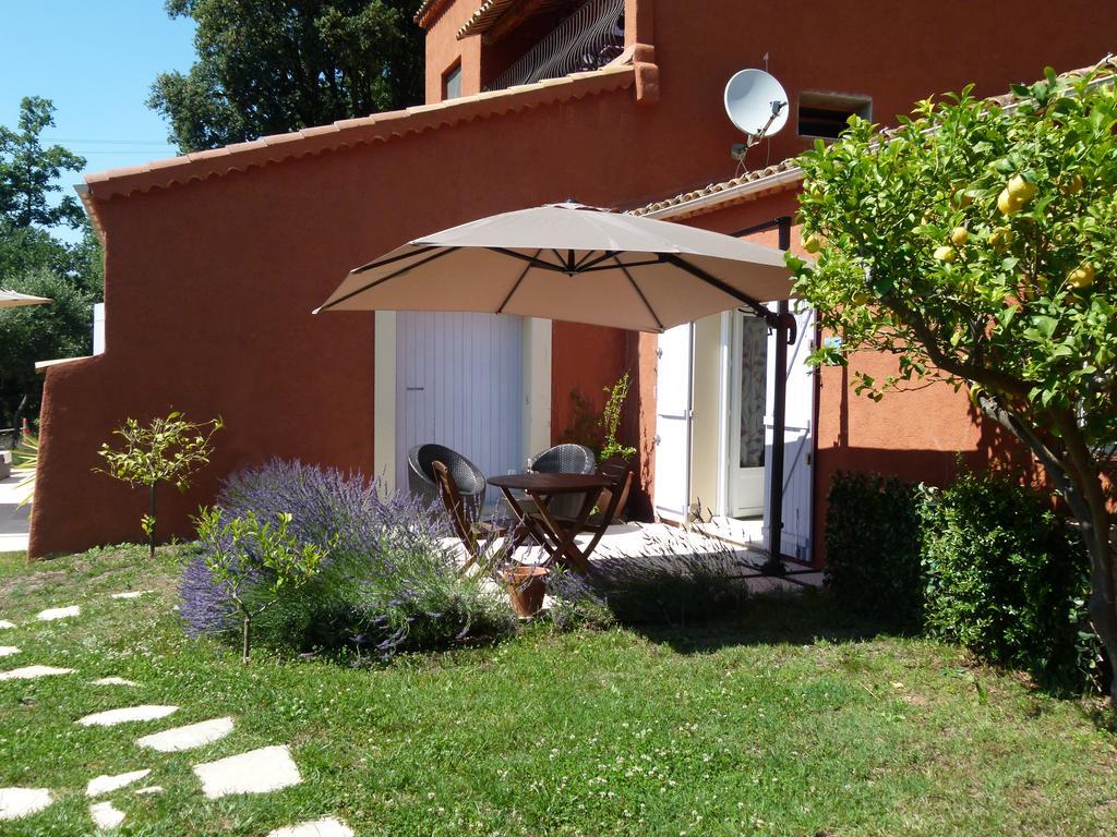 Apartamento Soleil Rouge Les Adrets-de-l'Estérel Exterior foto