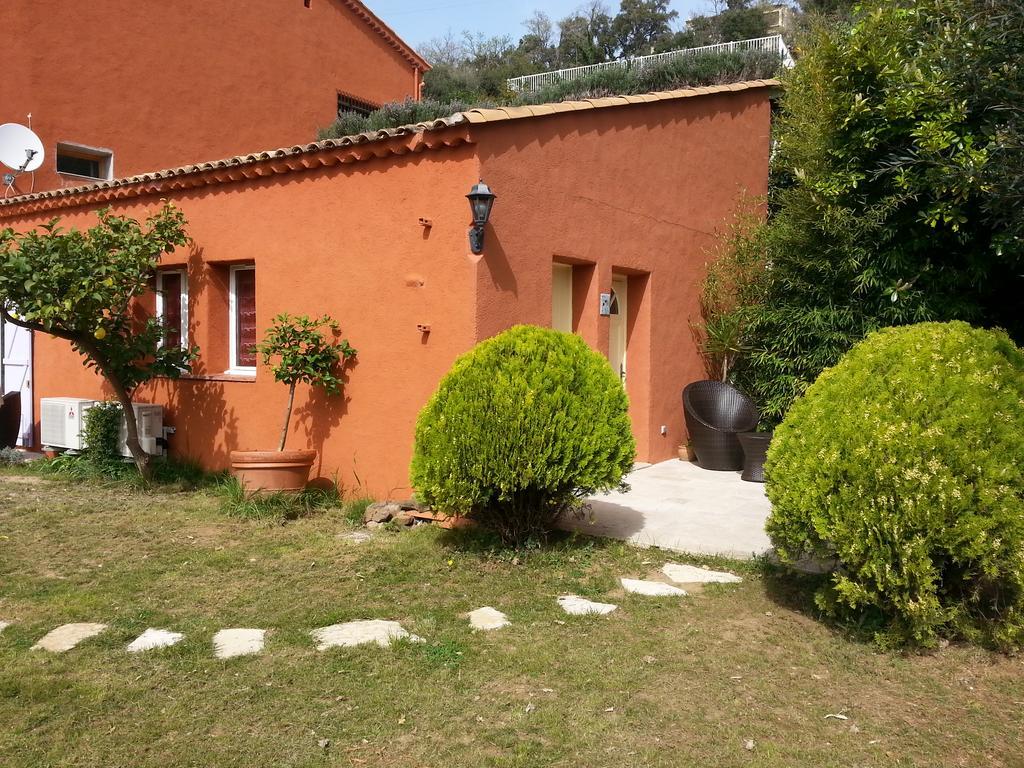 Apartamento Soleil Rouge Les Adrets-de-l'Estérel Exterior foto